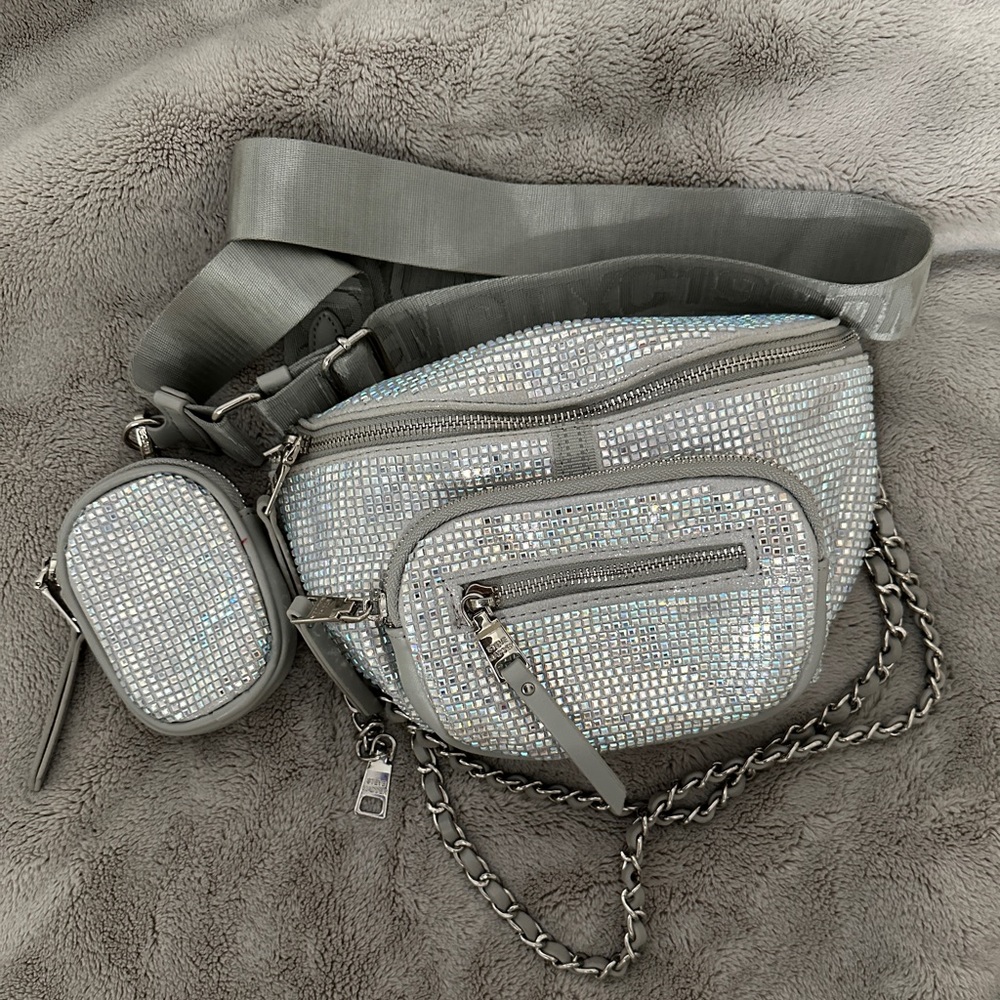 Steve Madden Women's Maxima Crossbody Handbag Used Once Iridescent